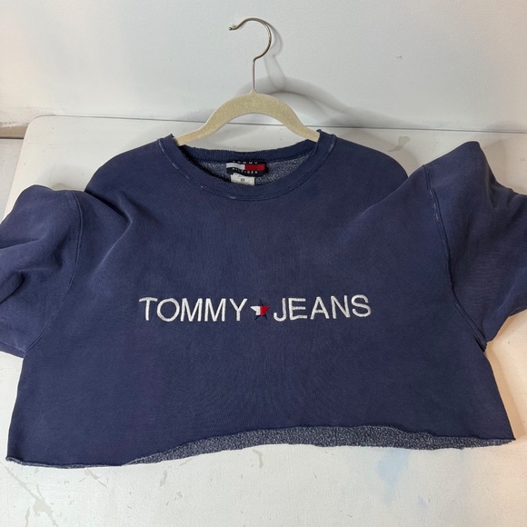 Vintage Tommy Jeans Red White Blue Hand Cropped Sweatshirt 90s 1990s - Picture 4 of 9